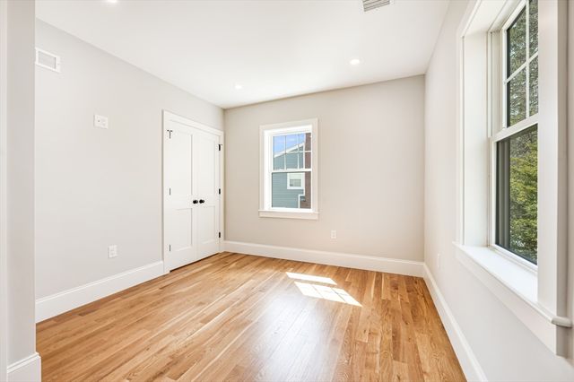 6 Ivy Circle, Winchester, MA 01890