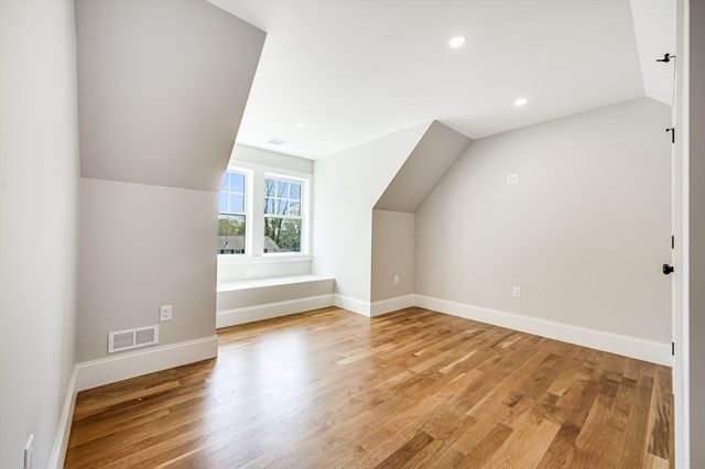 6 Ivy Circle, Winchester, MA 01890