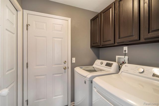 10063 Scenic Ridge Boulevard, Holly, MI 48442