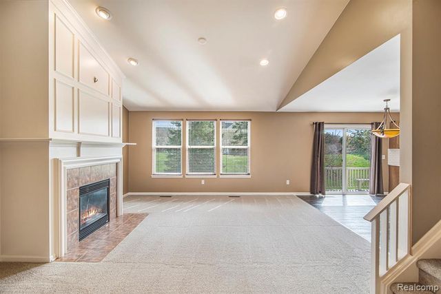 10063 Scenic Ridge Boulevard, Holly, MI 48442