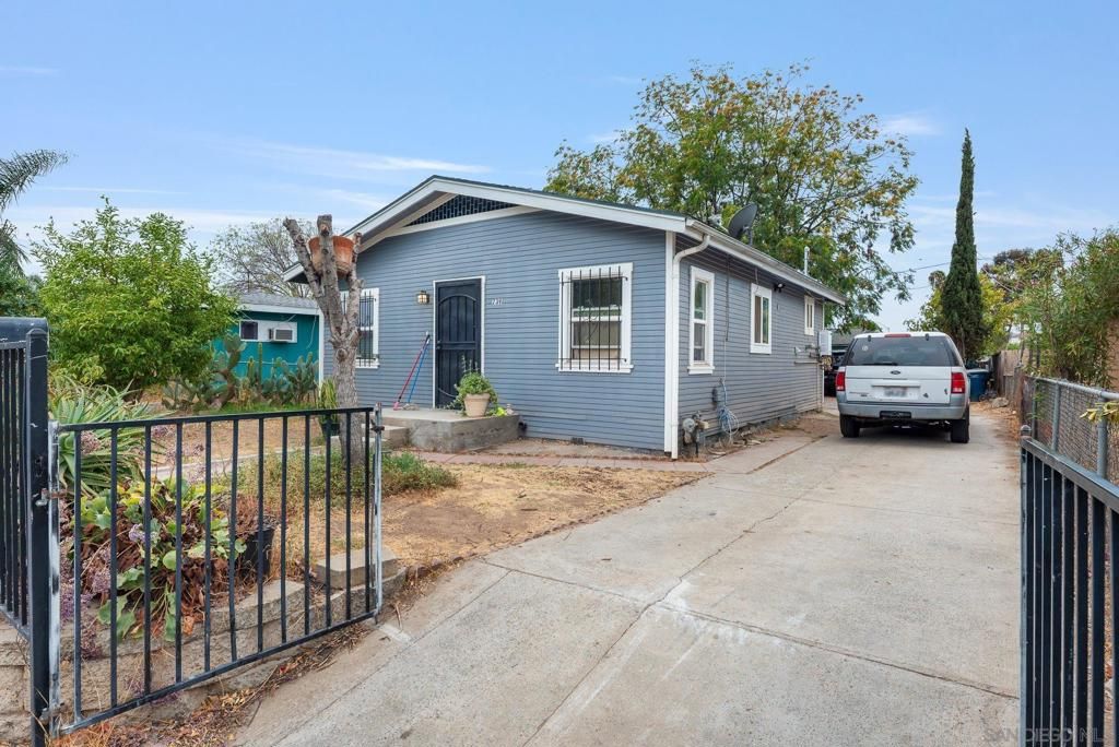 739 Park Pl, Escondido, CA 92025 — photo 2