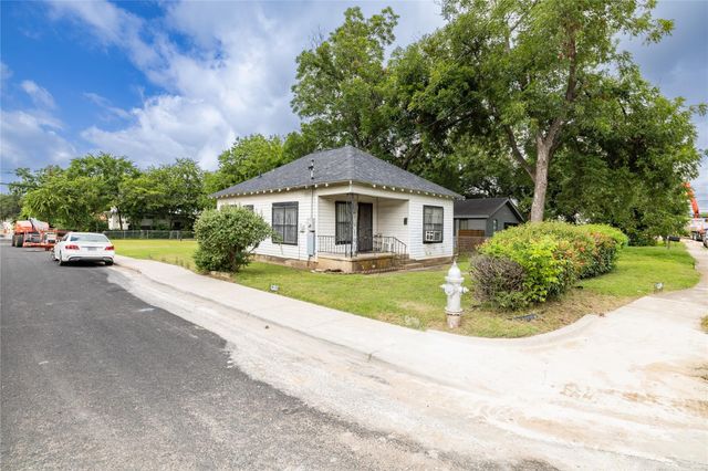 1909 E 14th ST, Austin, TX 78702