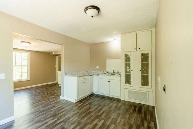 312 W Front Street, Heber Springs, AR 72543