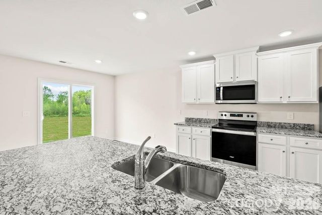 1305 Nia Road, Charlotte, NC 28215