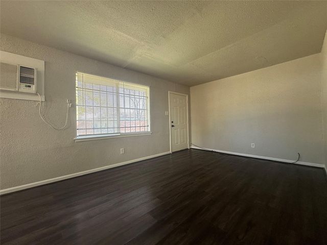 3811 Cornell Street B, Houston, TX 77022