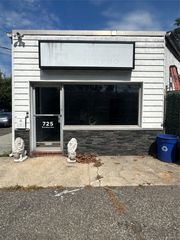 725 Brooklyn Avenue, North Baldwin, NY 11510
