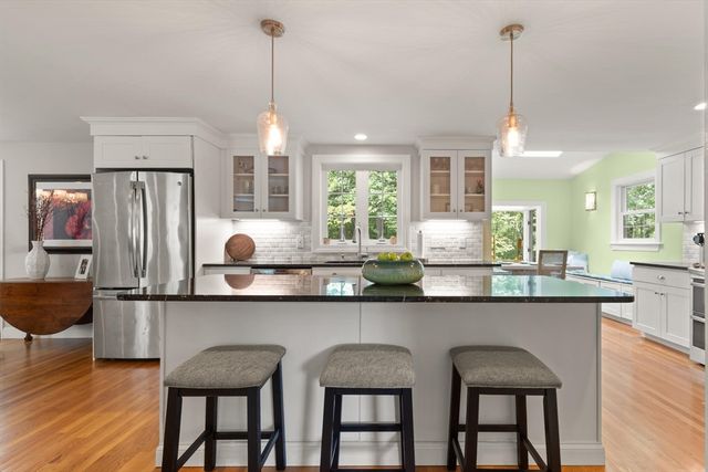 47 Fairbank Rd, Sudbury, MA 01776