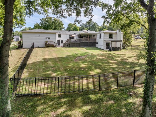 2805 Lincoya Dr, Nashville, TN 37214