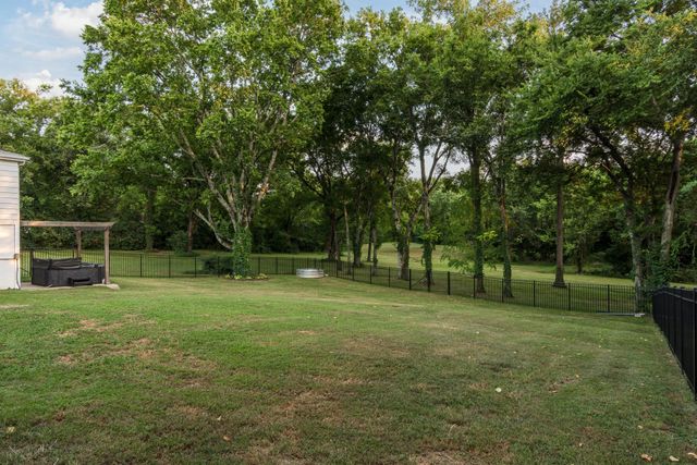 2805 Lincoya Dr, Nashville, TN 37214