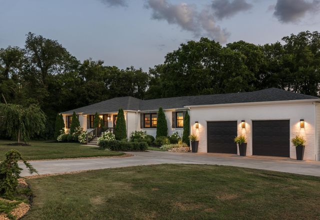 2805 Lincoya Dr, Nashville, TN 37214