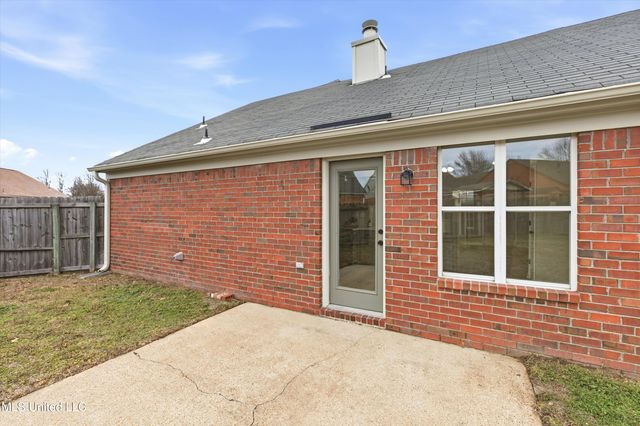 5645 E Kaitlyn Drive, Walls, MS 38680