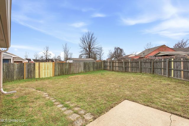 5645 E Kaitlyn Drive, Walls, MS 38680