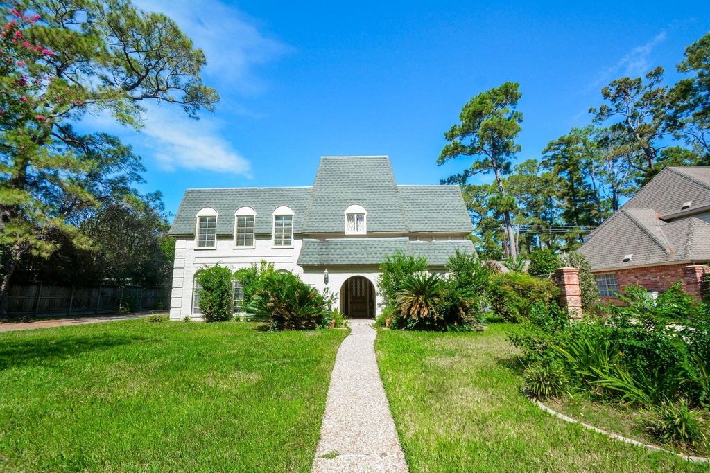 5422 Foresthaven Drive, Houston, TX 77066