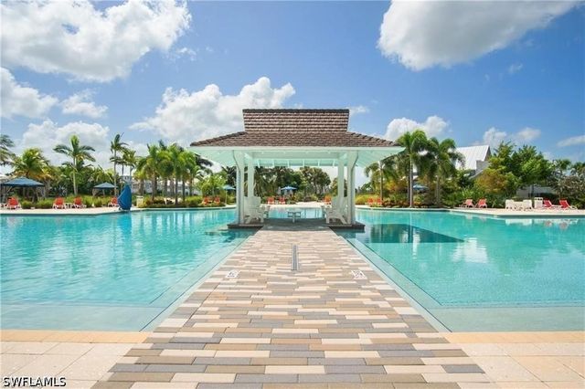 6283 Arriba AVE, Naples, FL 34113