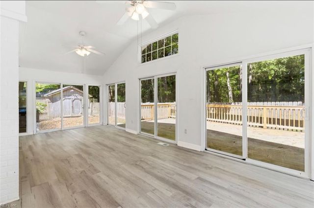 308 Mapleshore DR, Chesapeake, VA 23320