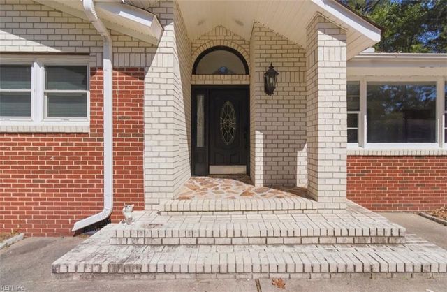 308 Mapleshore DR, Chesapeake, VA 23320
