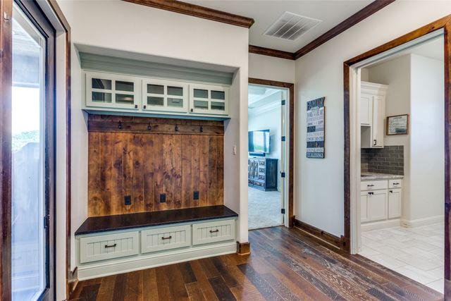 9112 Sirius Lane, Godley, TX 76044