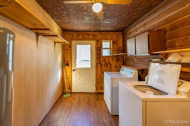 1479 County Rd 424 Roads, Crystal Falls, MI 49920