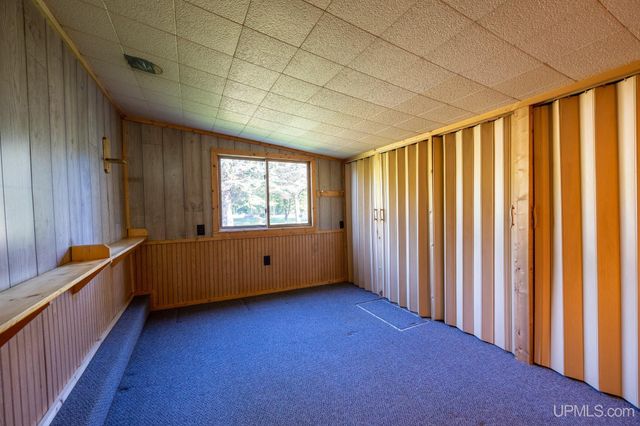 1479 County Rd 424 Roads, Crystal Falls, MI 49920