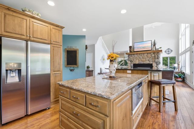 4741 S Lake Sarah Drive, Independence, MN 55359