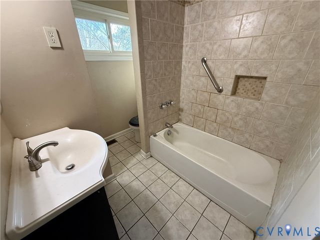 3206 Elmwood Ave, Hopewell, VA 23860