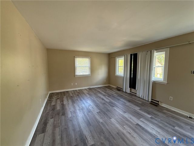 3206 Elmwood Ave, Hopewell, VA 23860