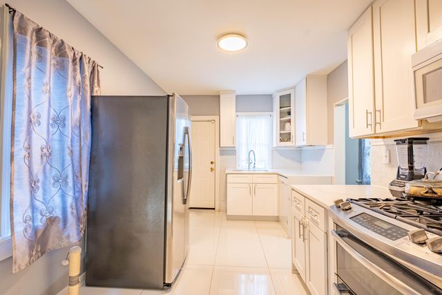 5631 Alice Avenue, Hammond, IN 46320