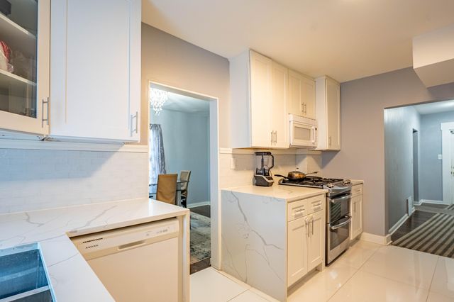 5631 Alice Avenue, Hammond, IN 46320
