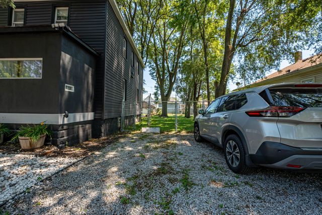 5631 Alice Avenue, Hammond, IN 46320