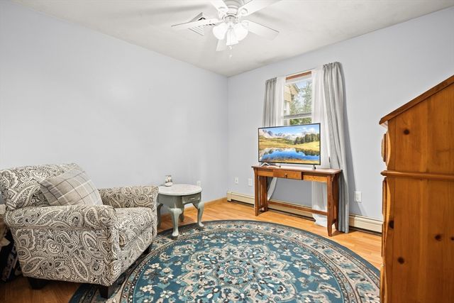 30 Sandy Beach Rd, Plymouth, MA 02360