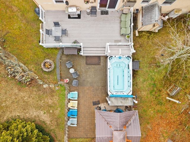 30 Sandy Beach Rd, Plymouth, MA 02360