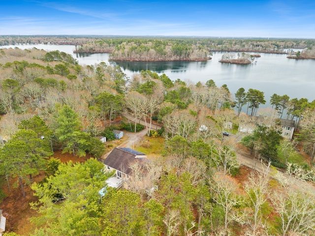 30 Sandy Beach Rd, Plymouth, MA 02360