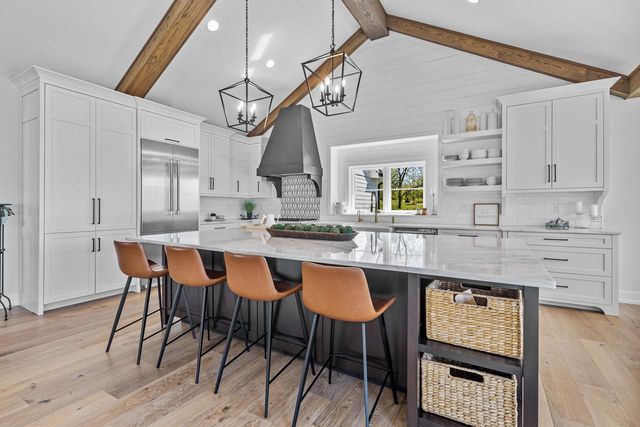 W4464 Lakeview Glen DRIVE, Lake Geneva, WI 53147