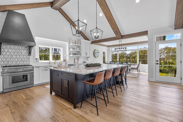 W4464 Lakeview Glen DRIVE, Lake Geneva, WI 53147
