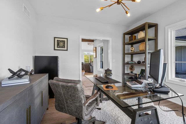 W4464 Lakeview Glen DRIVE, Lake Geneva, WI 53147