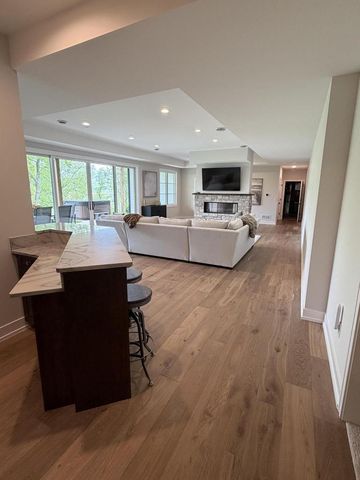 W4464 Lakeview Glen DRIVE, Lake Geneva, WI 53147