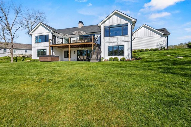W4464 Lakeview Glen DRIVE, Lake Geneva, WI 53147
