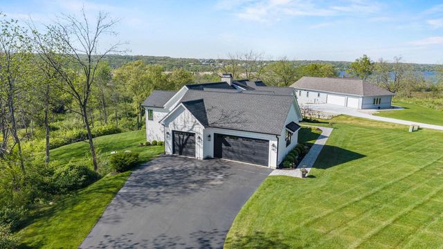 W4464 Lakeview Glen DRIVE, Lake Geneva, WI 53147