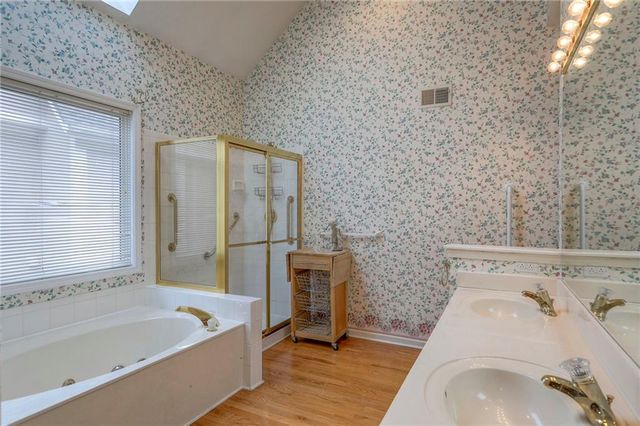 5327 W 122nd Terrace, Overland Park, KS 66209