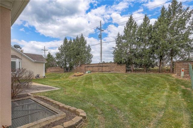 5327 W 122nd Terrace, Overland Park, KS 66209