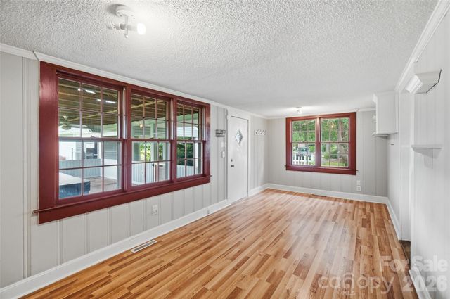 2304 Mclean Street, Gastonia, NC 28054