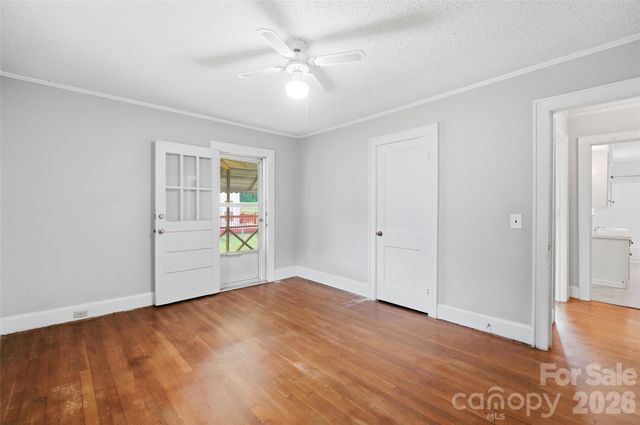 2304 Mclean Street, Gastonia, NC 28054