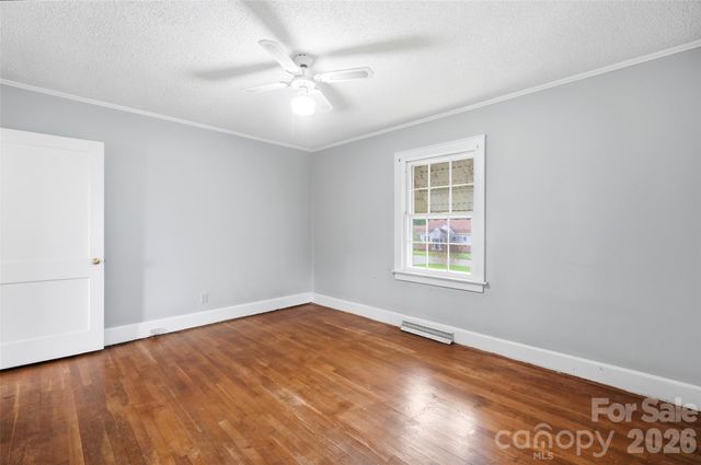 2304 Mclean Street, Gastonia, NC 28054