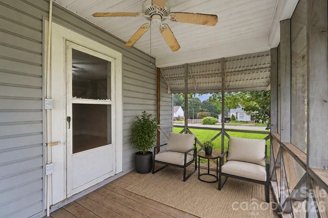 2304 Mclean Street, Gastonia, NC 28054