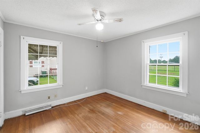 2304 Mclean Street, Gastonia, NC 28054