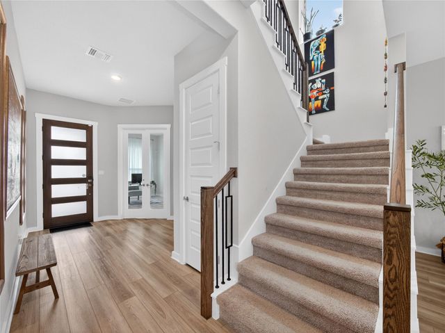 321 Lariat LOOP, Liberty Hill, TX 78642