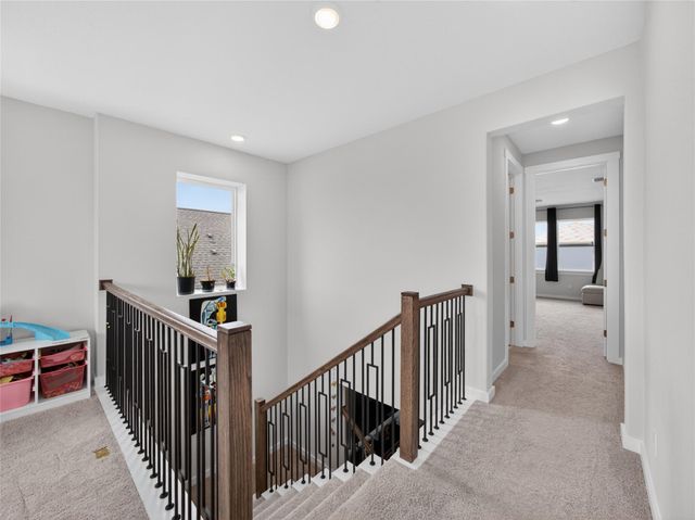 321 Lariat LOOP, Liberty Hill, TX 78642