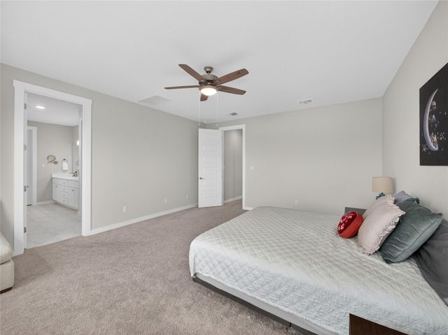 321 Lariat LOOP, Liberty Hill, TX 78642