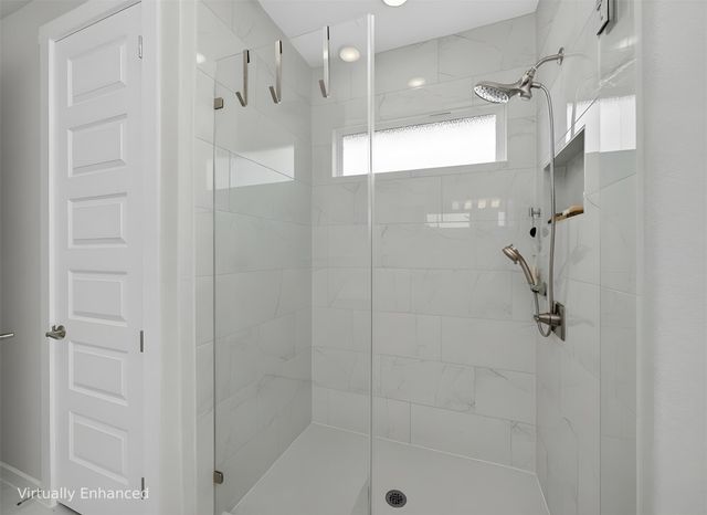 321 Lariat LOOP, Liberty Hill, TX 78642