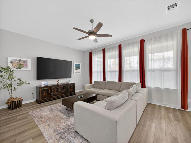321 Lariat LOOP, Liberty Hill, TX 78642